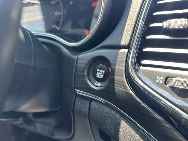 Used 2020 Gray Jeep Limited image 13