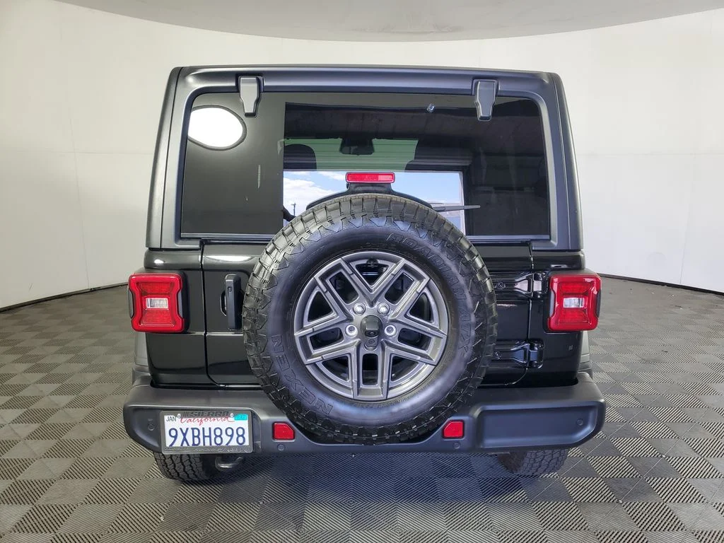 Used 2026 Black Jeep Sport S image 5