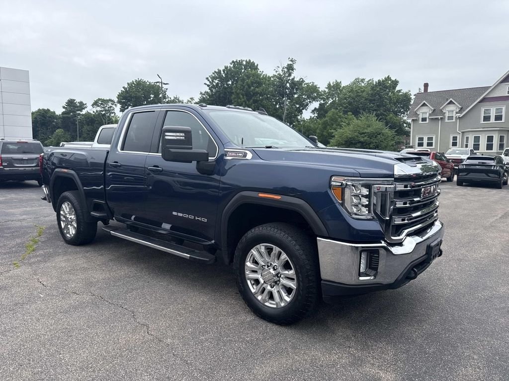 Used 2020 Blue GMC SLE image 7