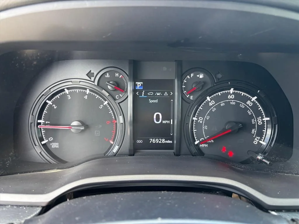 Used 2021 Red Toyota SR5 image 7