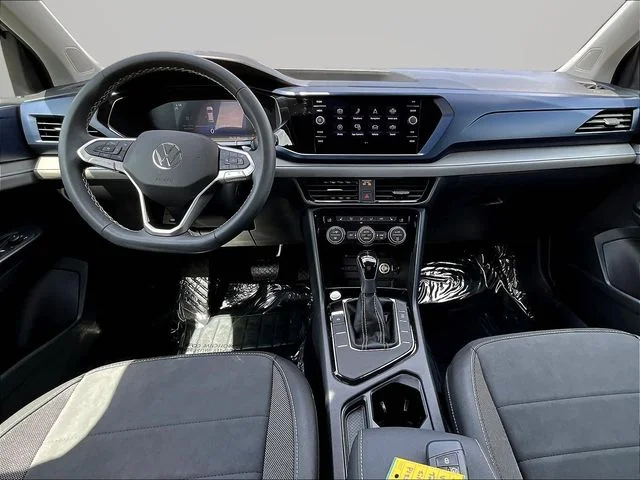 Used 2024 Silver Volkswagen 1.5T SE image 7