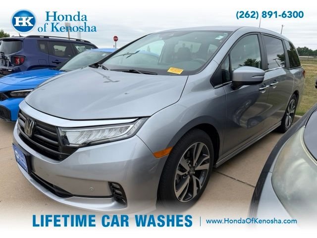 Certified Used 2024 Lunar Silver Metallic Honda Touring image 1