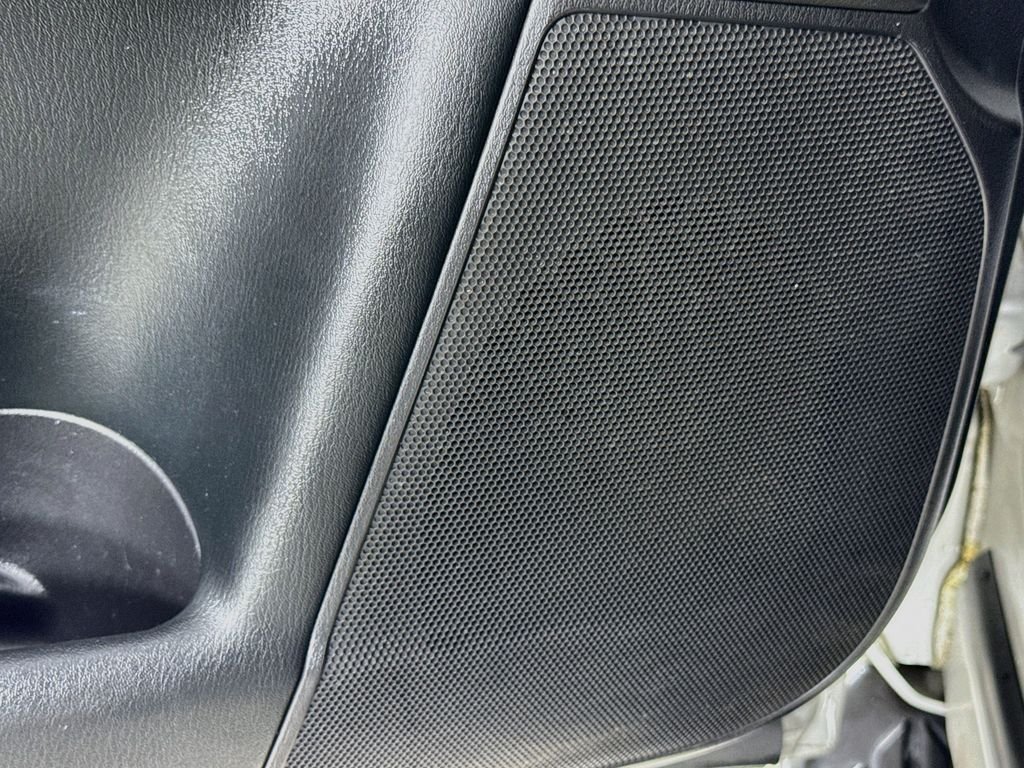 Used 2014 Liquid Platinum INFINITI Base image 24