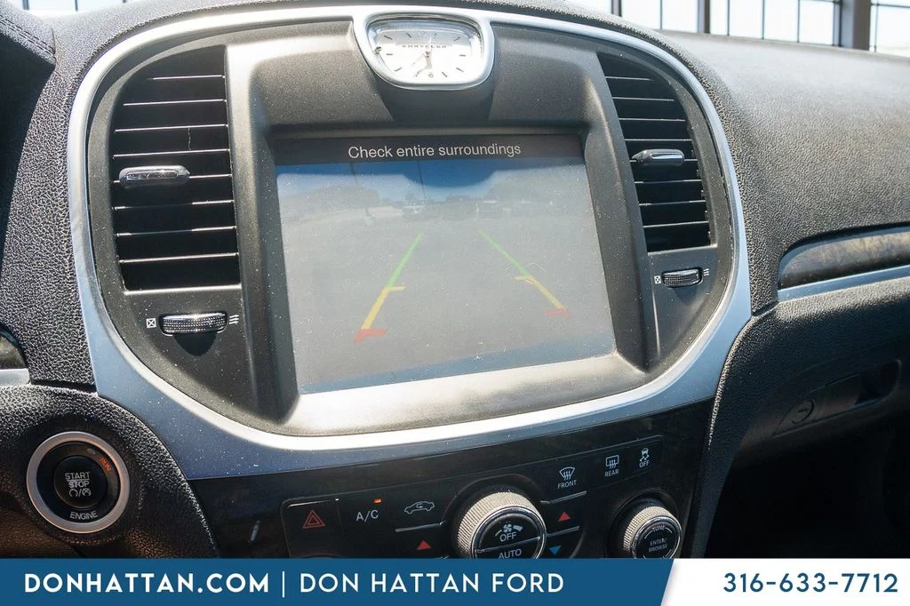 Used 2014 White Chrysler C image 9
