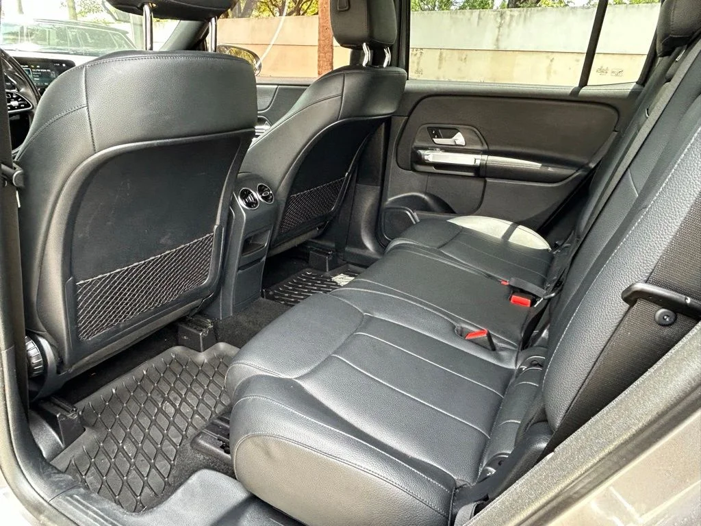 Used 2022  Mercedes-Benz GLB 250 image 40