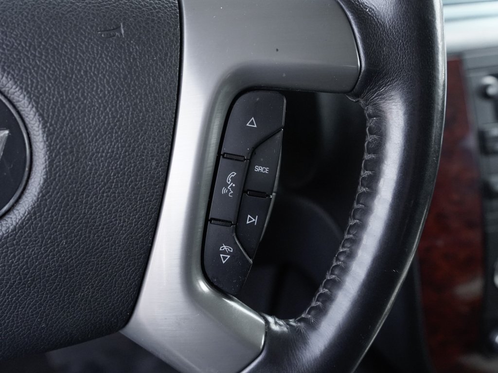 Used 2014 Summit White Chevrolet LT image 19