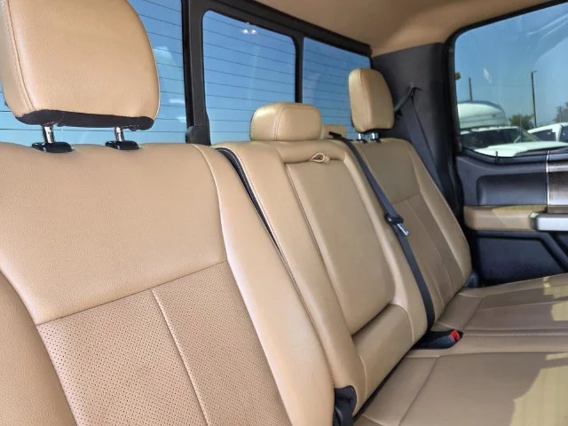 Used 2022  Ford Lariat image 32