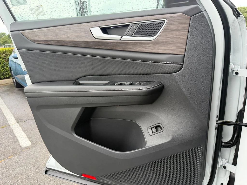 2026 Volkswagen Atlas SEL - Photo 14