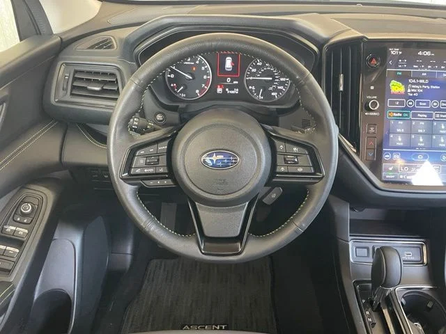 Used 2025 White Subaru Onyx Edition image 16