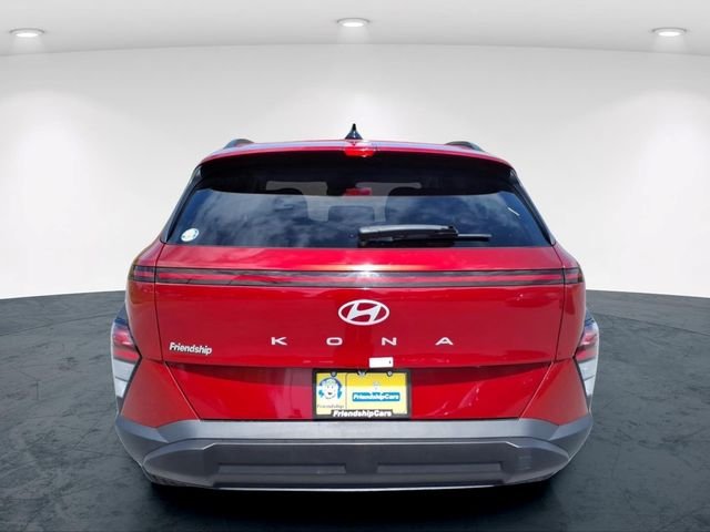 Used 2025 Red Hyundai SEL image 10