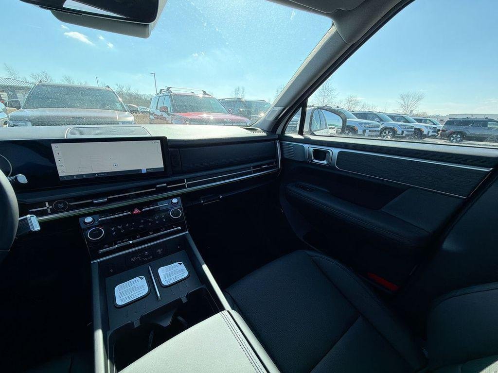 2026 Hyundai Santa Fe Limited - Photo 11