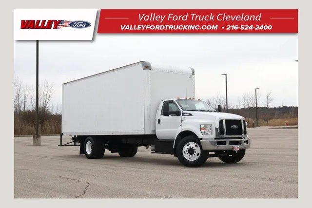 2016 Ford F-650SD Base