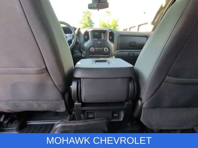 Used 2022 BLACK Chevrolet Custom image 21