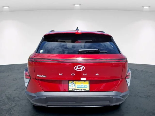 Used 2025 Red Hyundai SEL image 10