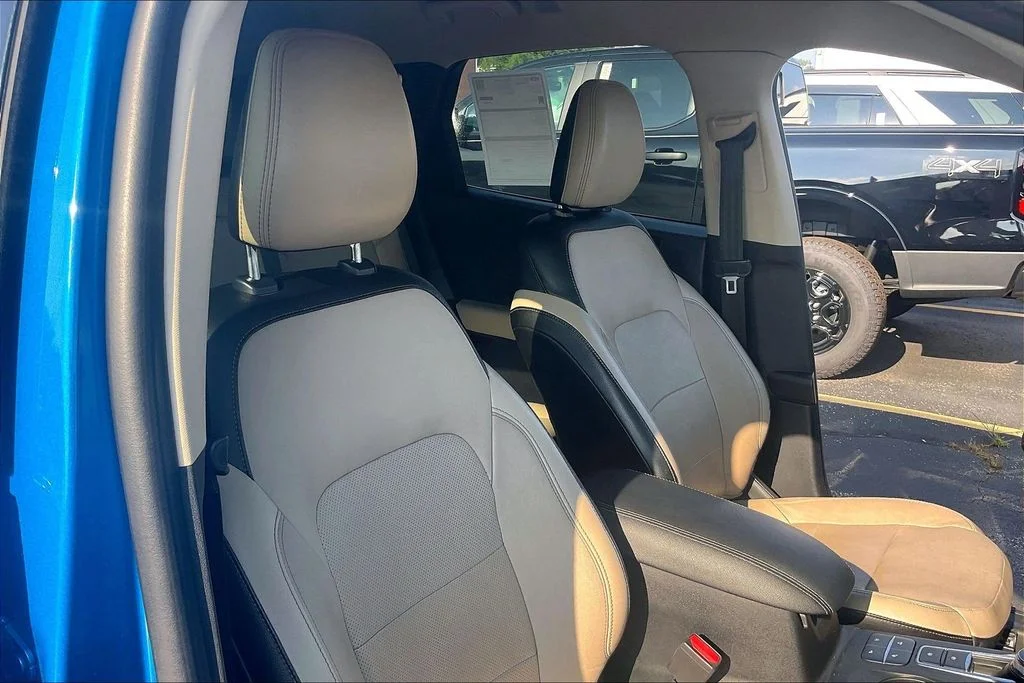 Used 2020 Blue Ford Titanium image 6