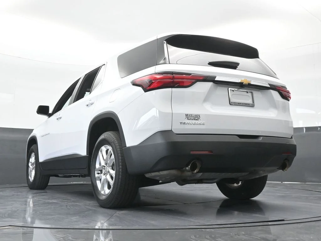 Used 2022 Summit White Chevrolet LS image 55
