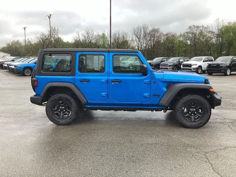 New 2026 Hydro Blue Pearl-Coat Exterior Paint Jeep Sport image 8