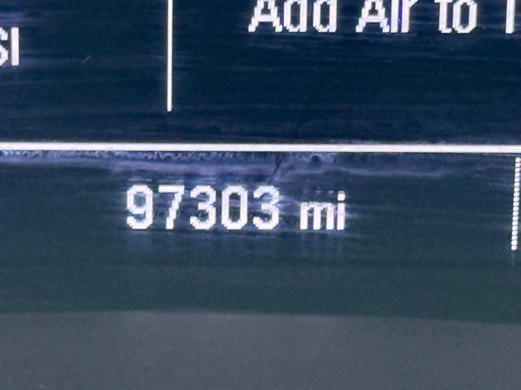 Used 2022 Summit White Chevrolet LS image 19