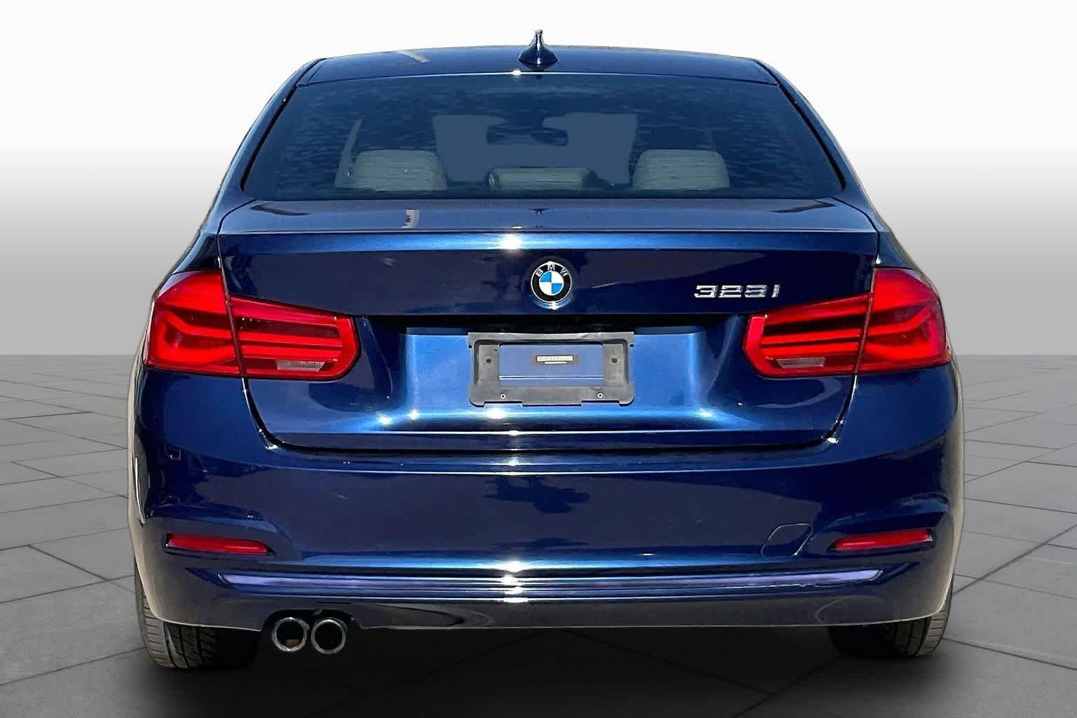 Used 2016 Mediterranean Blue Metallic BMW 328i image 5