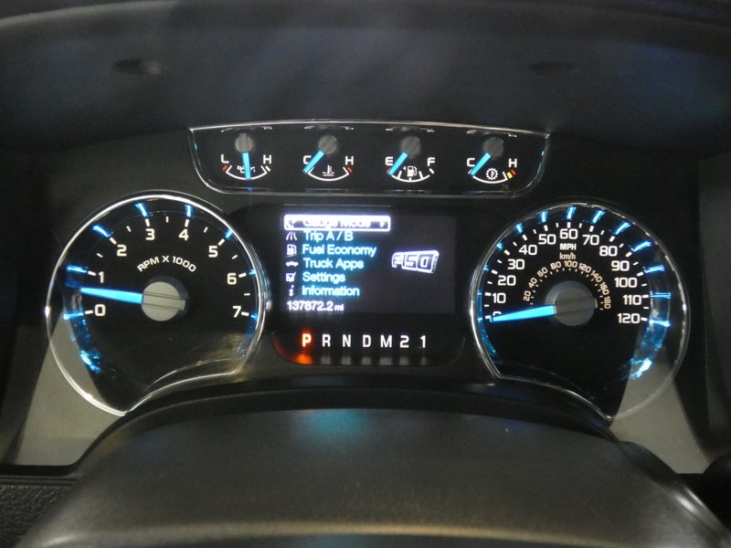 Used 2013 PALE ADOBE METALLIC Ford Supercab Lariat image 19