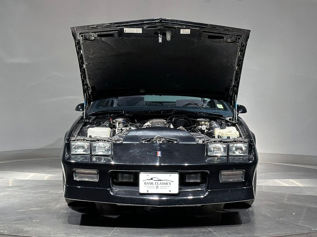 Used 1988 Black Chevrolet IROC-Z image 28