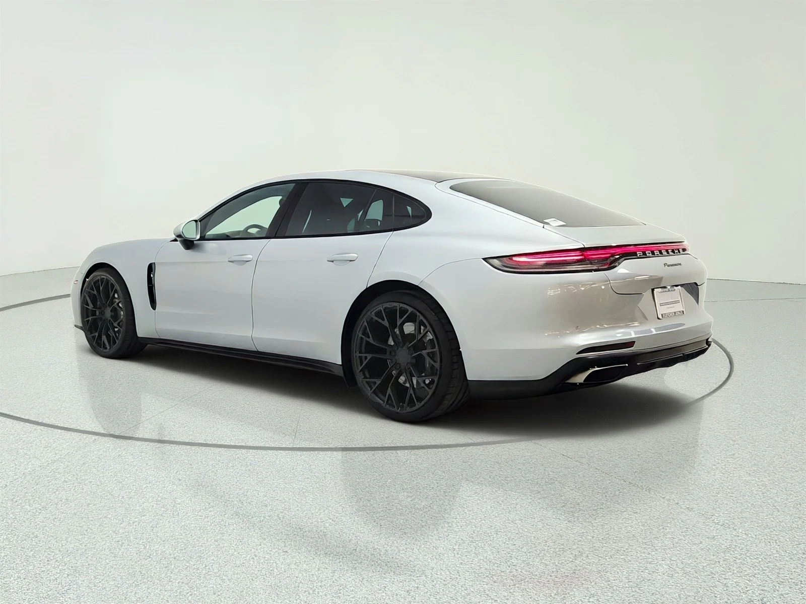 Used 2021 Dolomite Silver Metallic Porsche  image 7