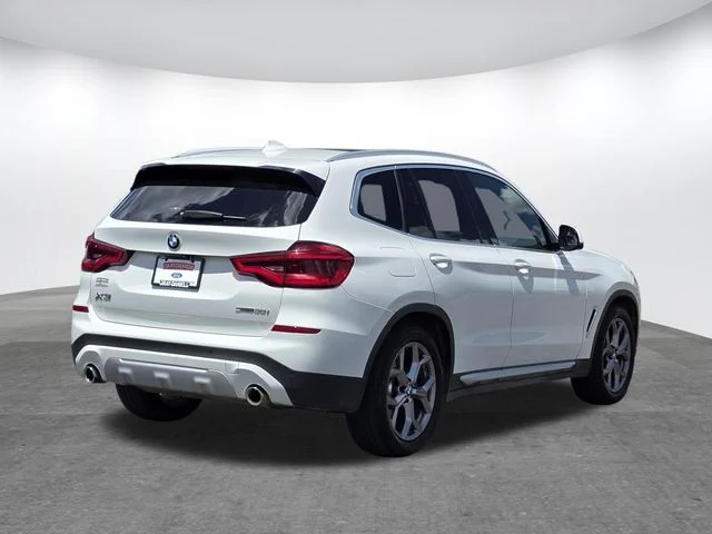 Certified Used 2020 Alpine White BMW sDrive30i image 4