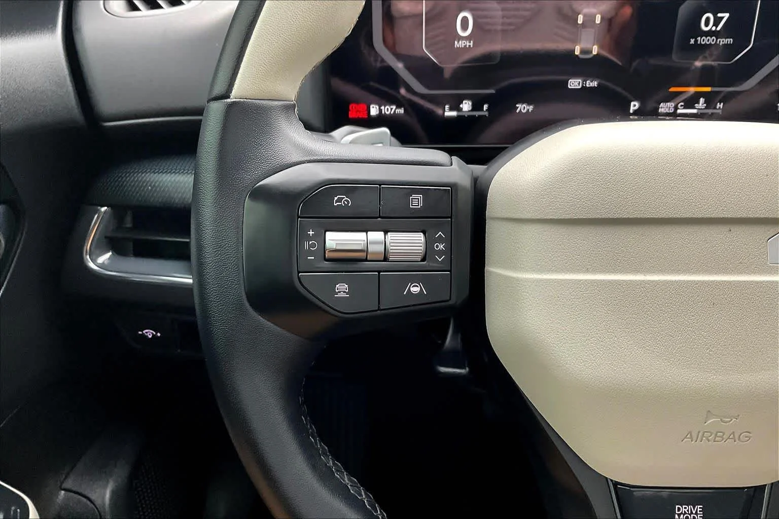 Used 2025 Snow White Pearl Kia GT-Line image 23