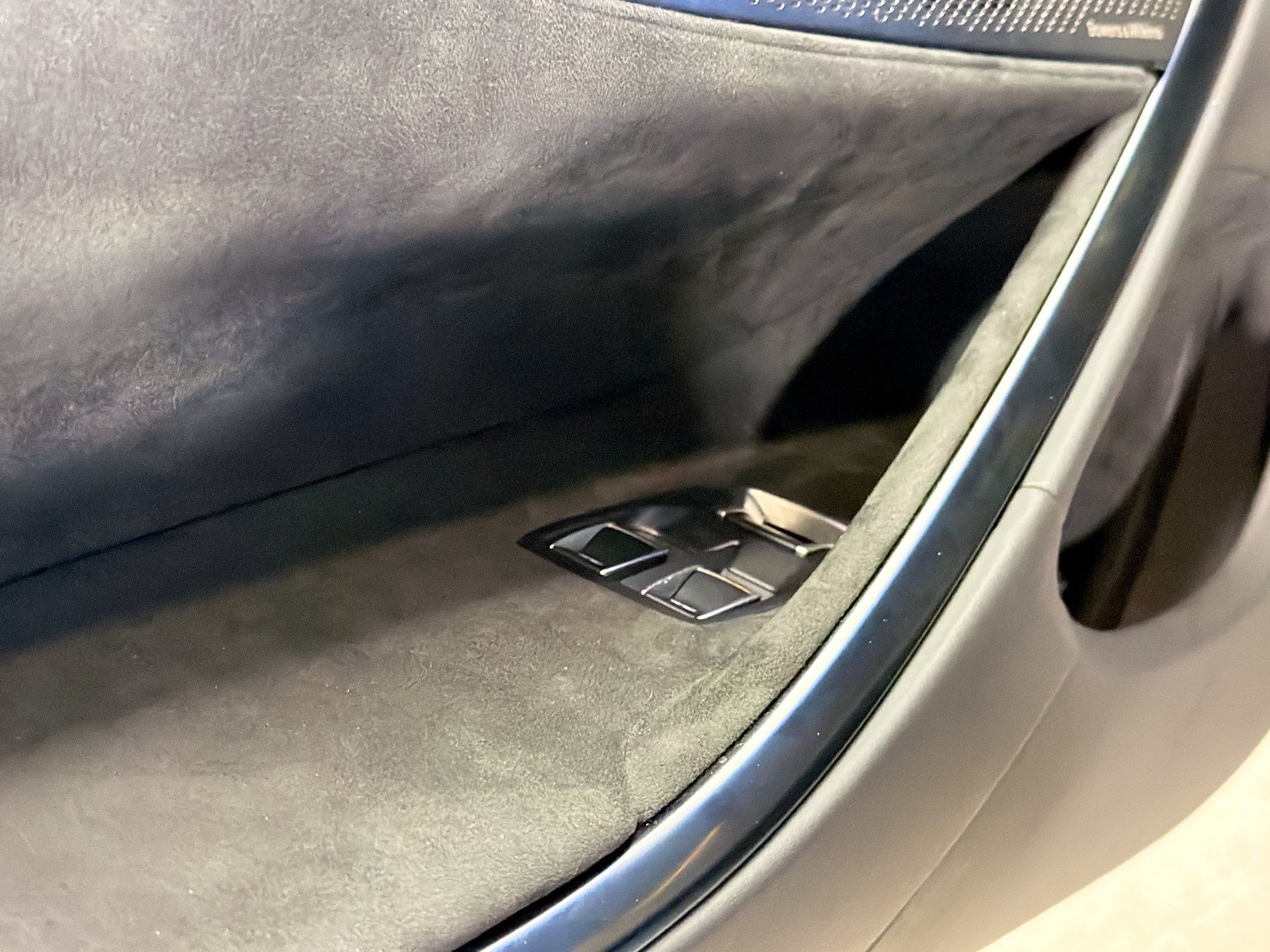 Used 2024 Vega Blue McLaren Base image 20