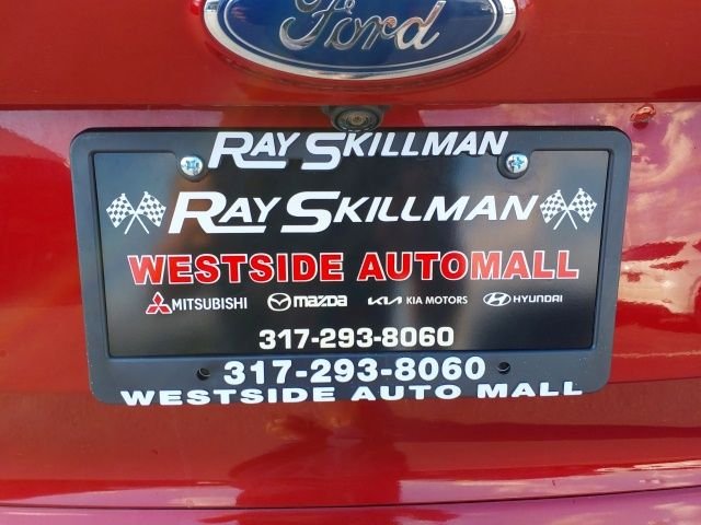 Used 2018 Red Ford SE image 21