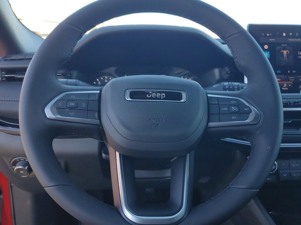 New 2026 Red Hot Pearlcoat Jeep Latitude image 19