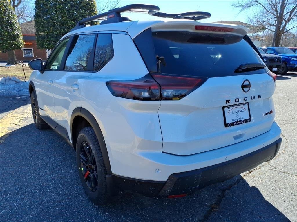 New 2026 Everest White Pearl TriCoat Nissan Rock Creek® image 4