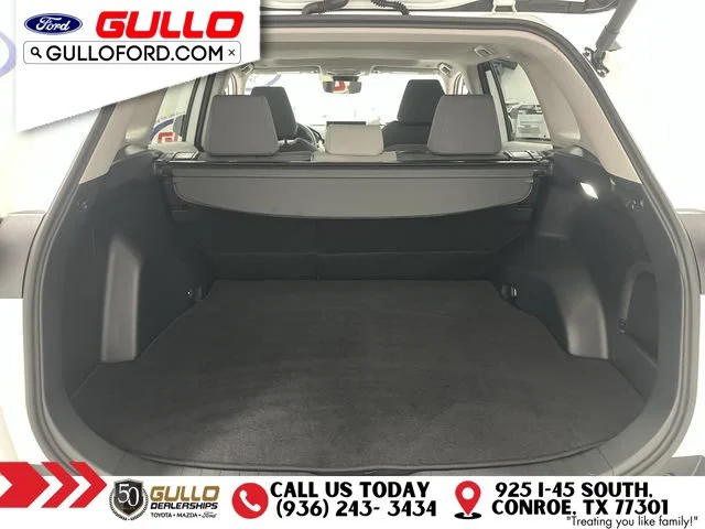 Used 2025 Ice Toyota XLE image 10