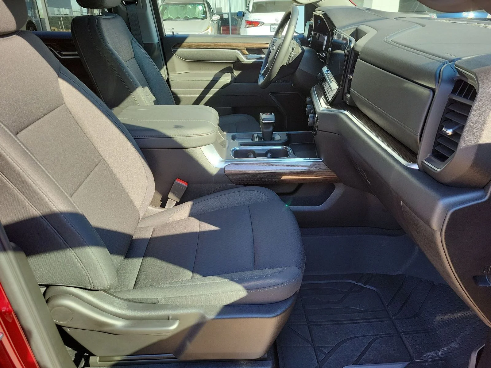 2025 Chevrolet Silverado 1500 RST - Photo 27