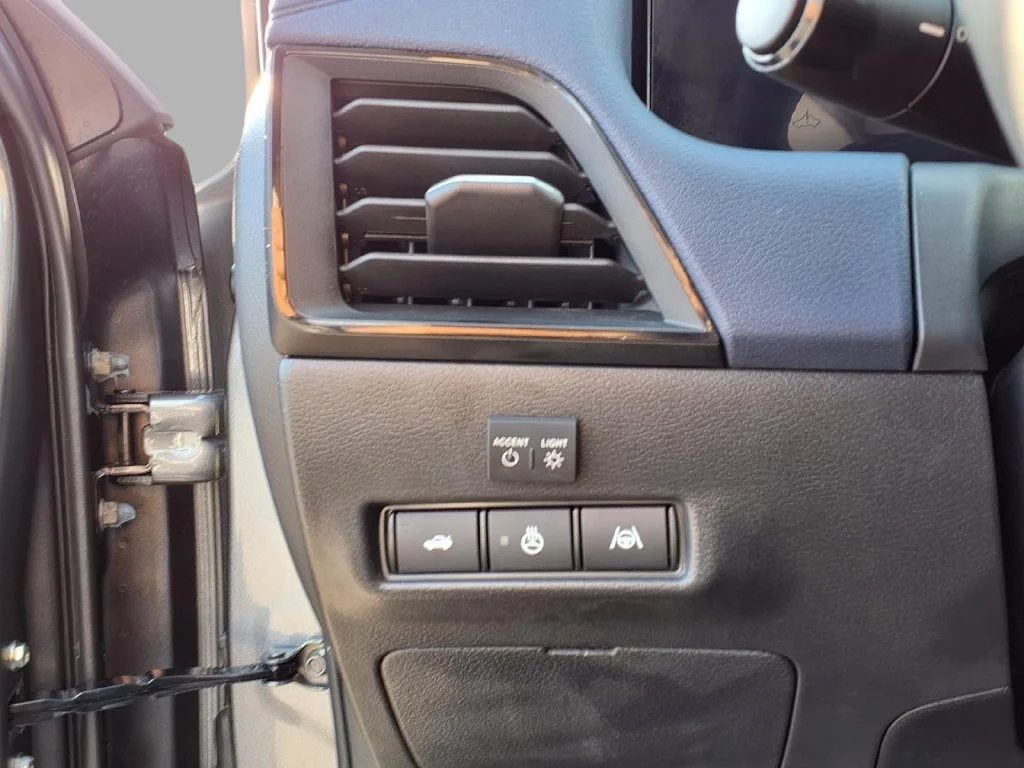 Used 2026 Gray Nissan SL image 17