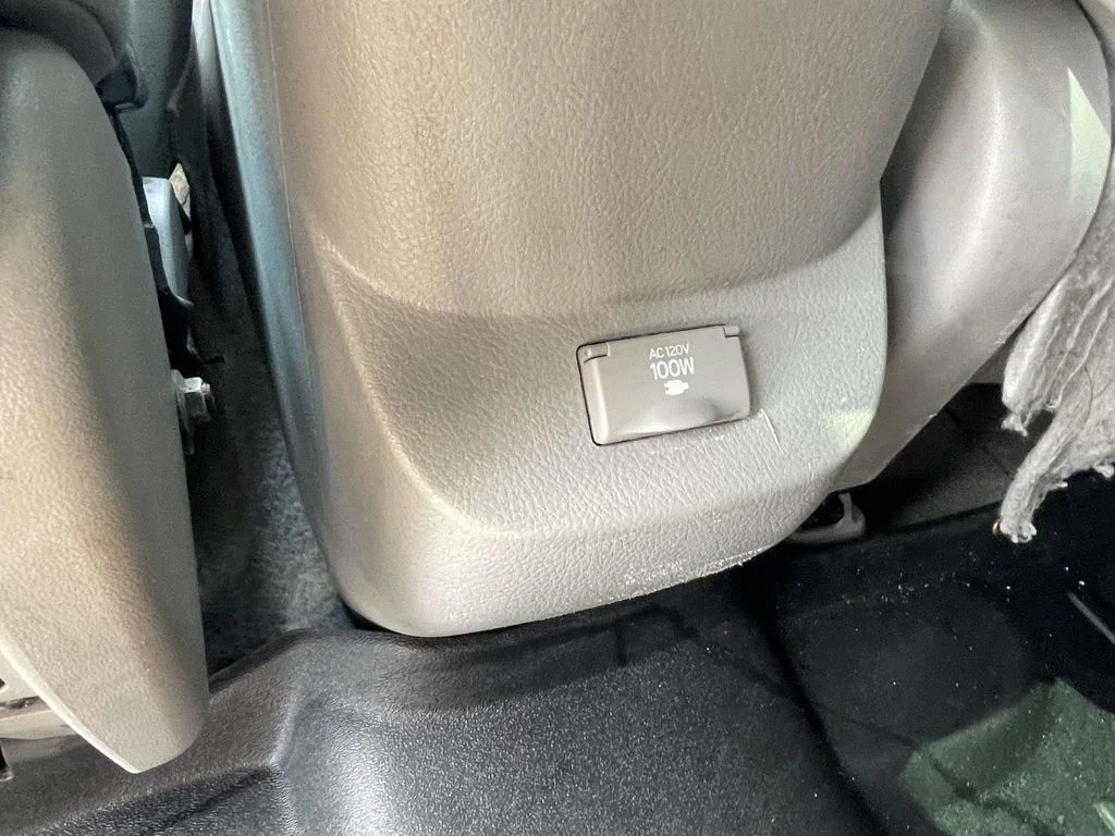 Used 2012 Classic Silver Metallic Toyota Limited image 12