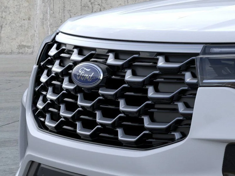 New 2026 White Ford Platinum image 17