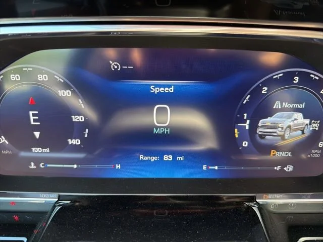 New 2026 Summit White Chevrolet LT (2FL) image 27