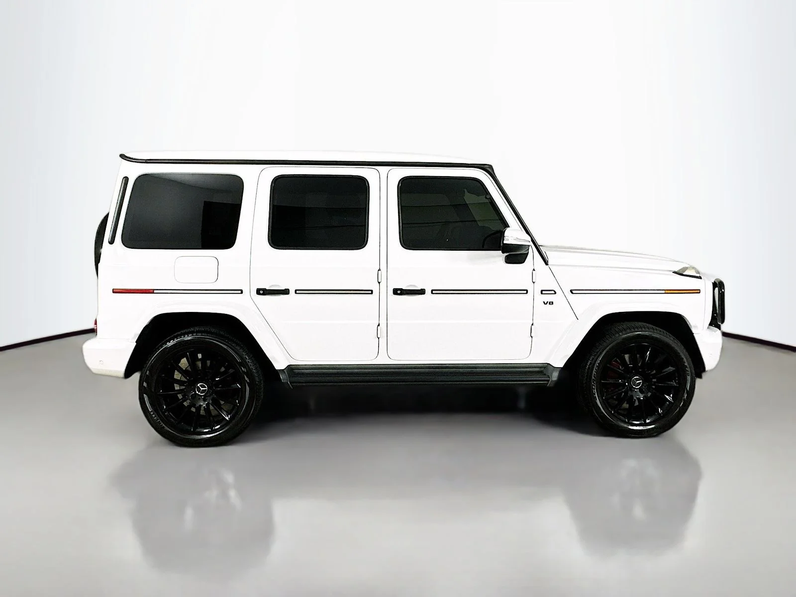 Used 2019 White Mercedes-Benz  image 4