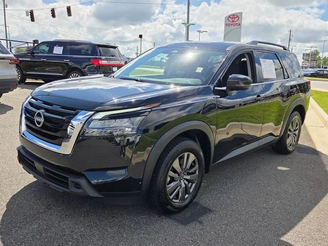 Used 2025 Black Nissan SV image 3