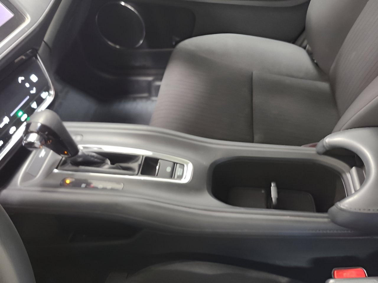 2016 Honda HR-V EX - Photo 30