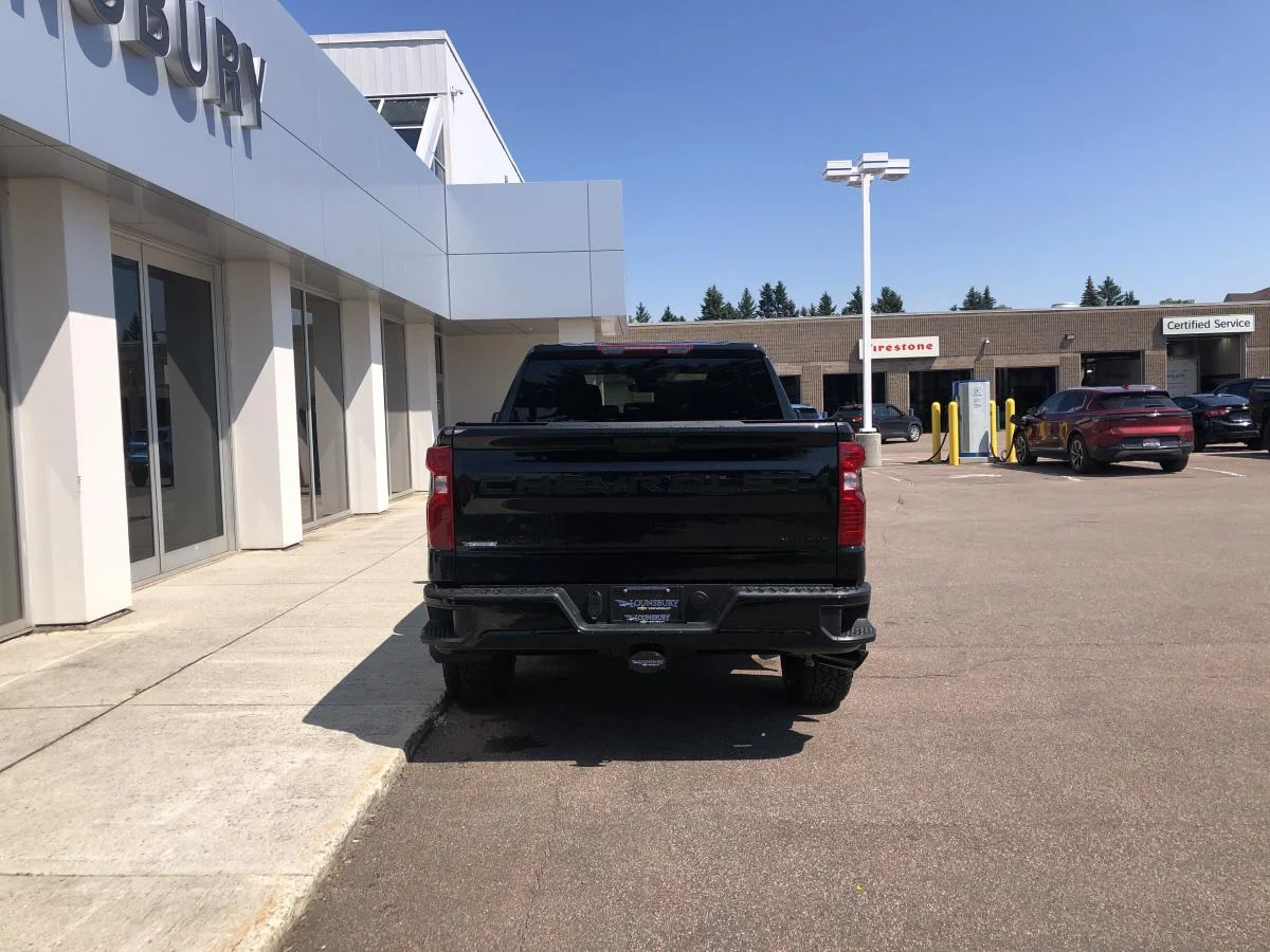 New 2026 Black Chevrolet 4wd Crew Cab 147 image 6