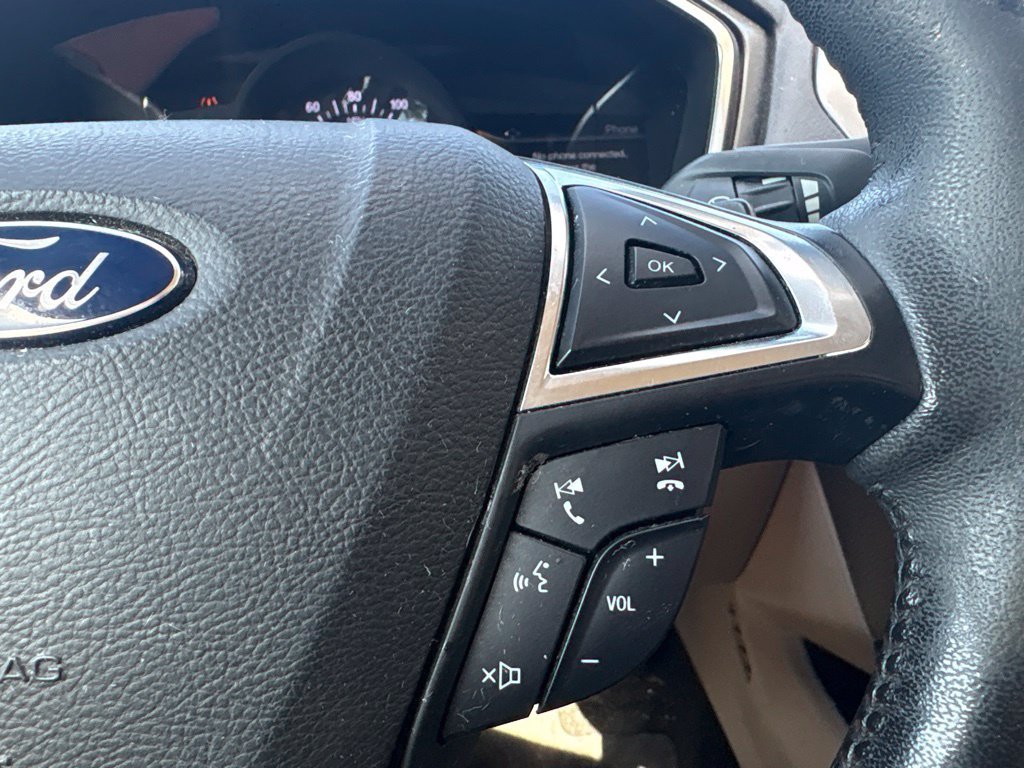 Used 2017 Ruby Red Metallic Ford SE image 15
