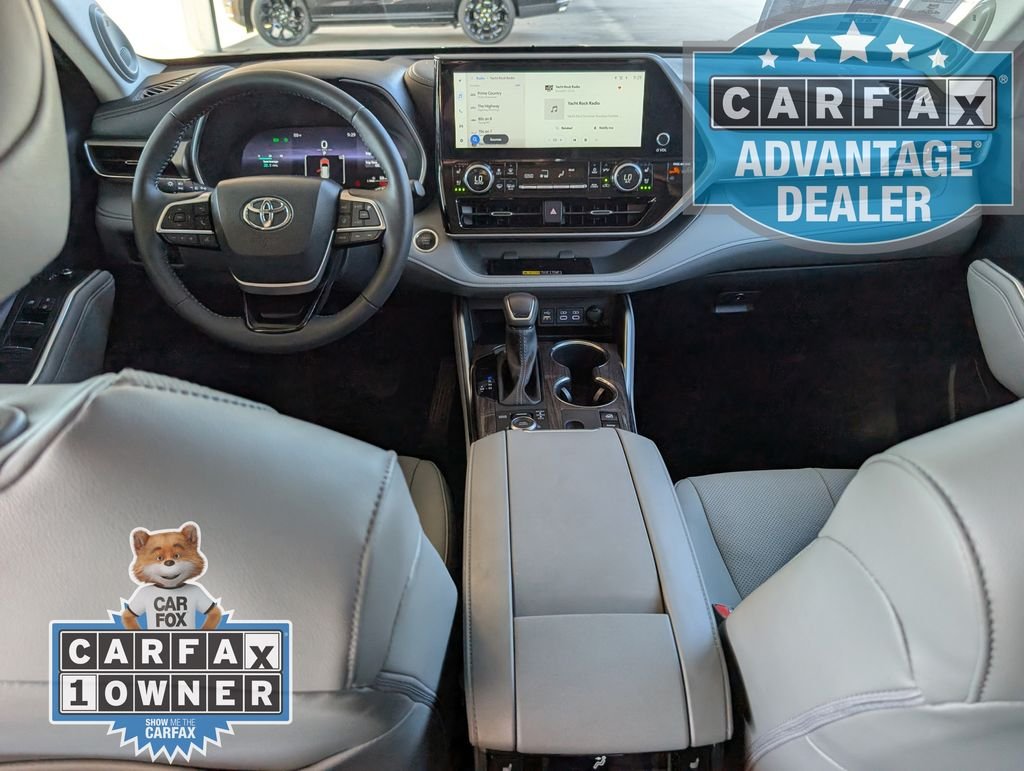 Used 2025 Green Toyota Platinum image 21