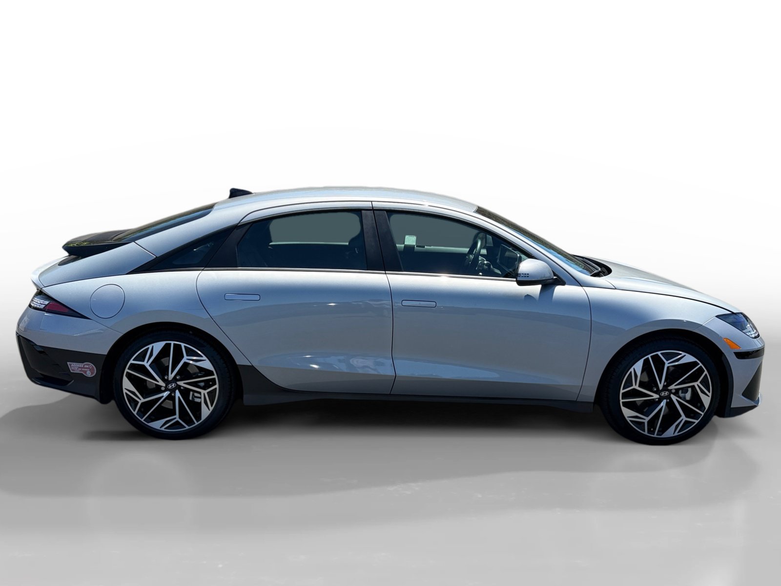 Certified Used 2024 Silver Hyundai SEL image 6