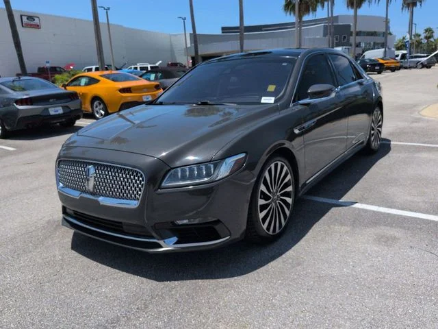 Certified Used 2019 Dark Gray Lincoln Black Label image 8