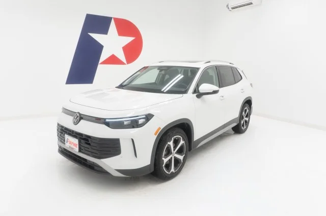 New 2026 Pure White Volkswagen 2.0T SE image 1