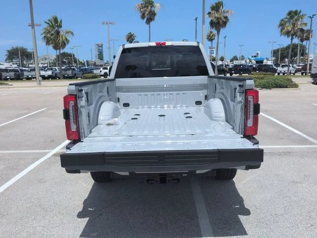 New 2026 Avalanche Ford F-350® Platinum® image 13