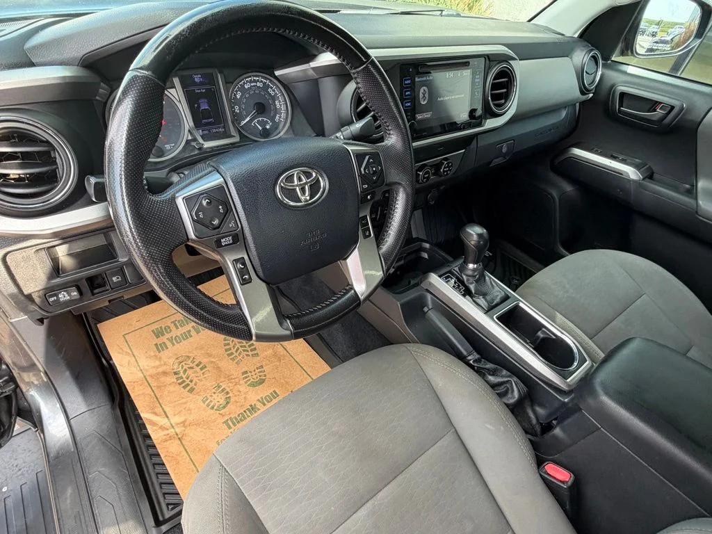 Used 2019 Gray Toyota SR5 image 7