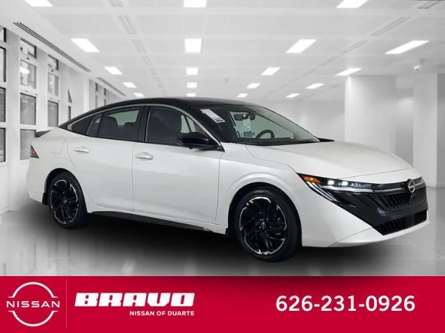 New 2026 Aspen White TriCoat / Super Black Two-tone Nissan SR image 1